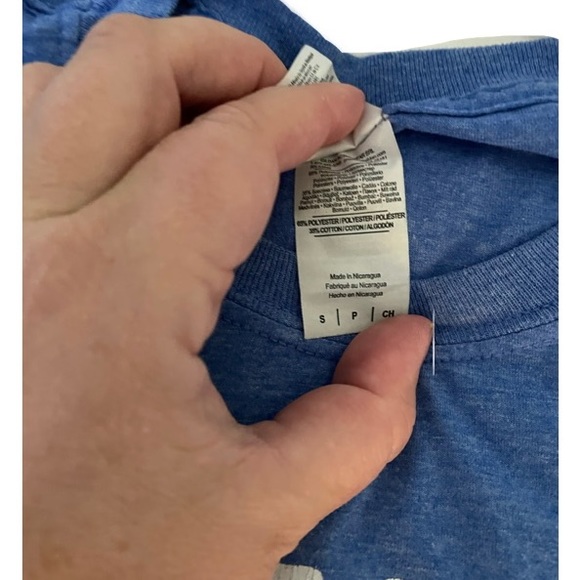 Mens Small blue shirt - Picture 2 of 3